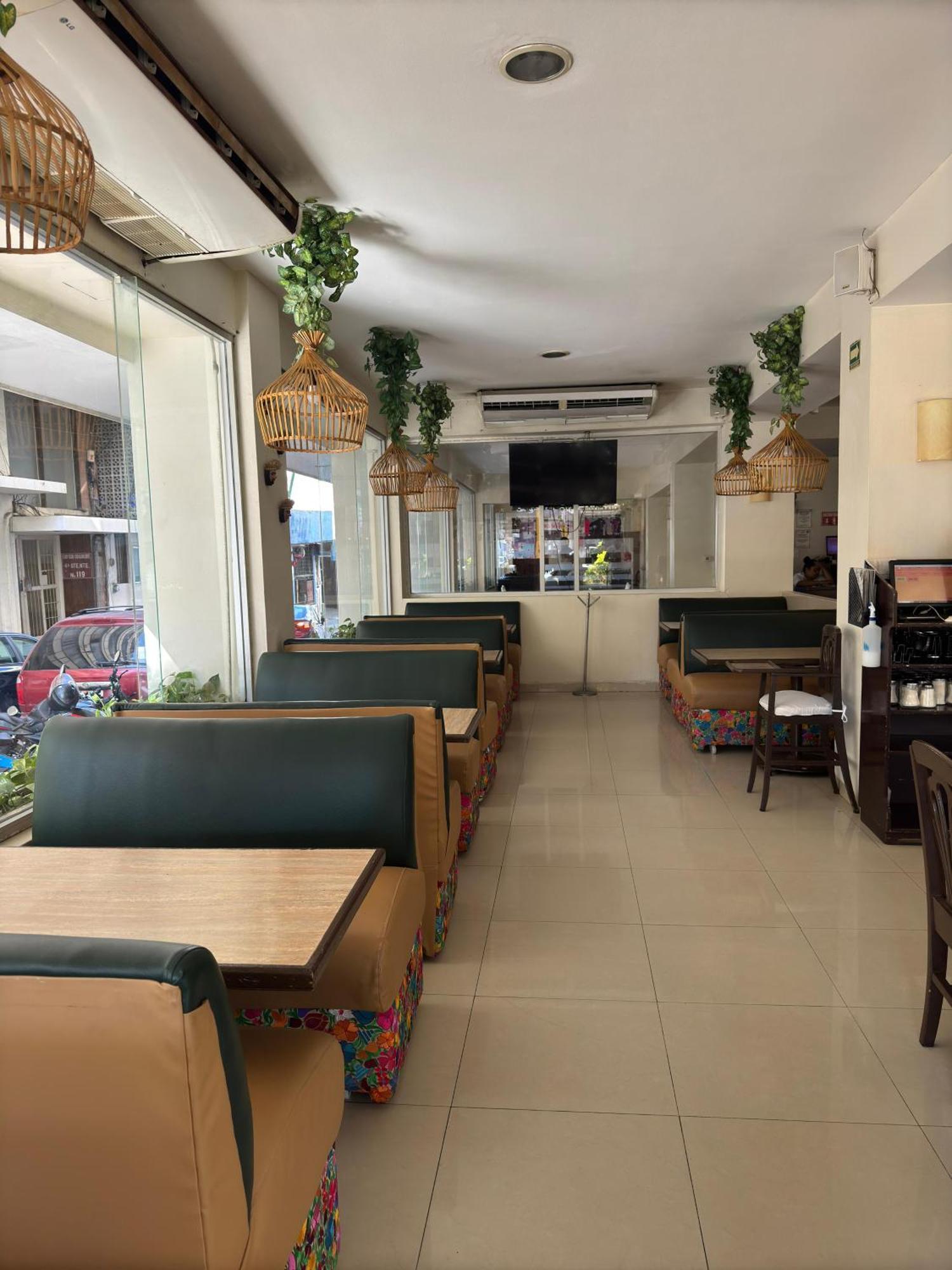 玛丽亚欧亨尼娅酒店 图斯特拉古铁雷斯 外观 照片